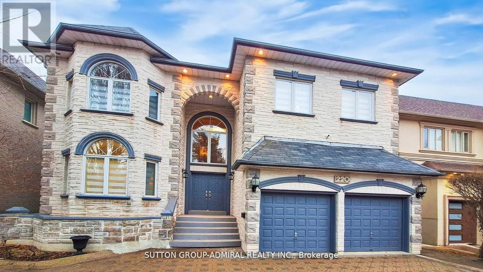220 King High Drive