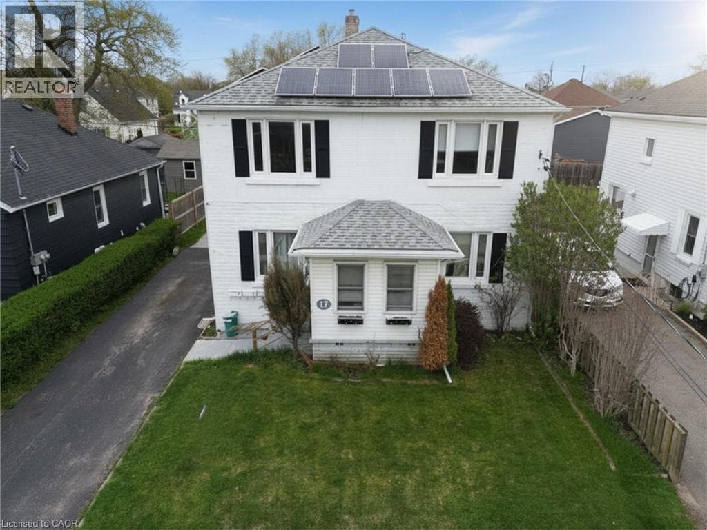 17 LYONS Avenue