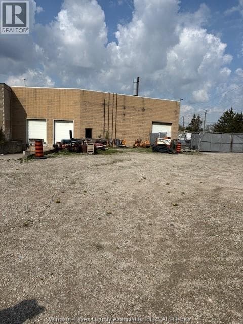 Industrial at 2488 MCDOUGALL, Windsor, Ontario - Photo 4 - RE/MAX Garden City Realty