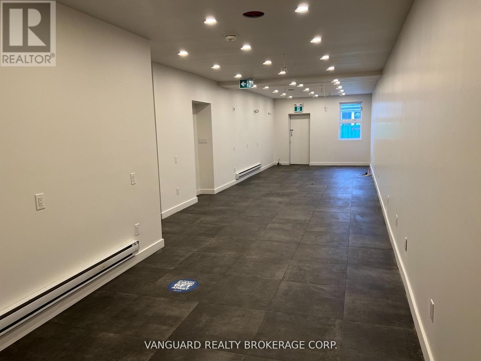 Retail at 1621-1625 Eglinton Avenue, Toronto (Oakwood Village), Ontario - Photo 7 - RE/MAX Garden City Realty