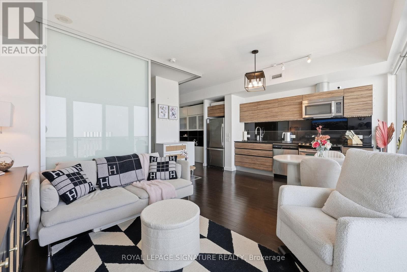 Single Family at 2805- 390 Cherry Street, Toronto (Waterfront Communities), Ontario - Photo 6 - RE/MAX Garden City Realty