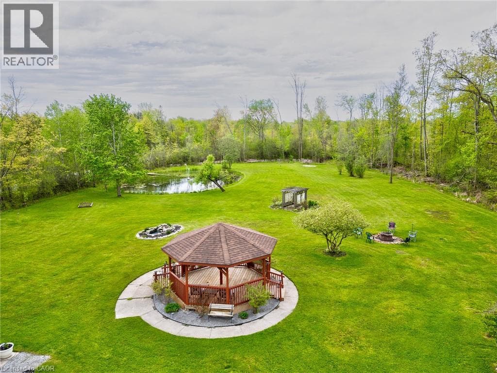 Single Family at 2859 DOMINION Road, Fort Erie, Ontario - Photo 3 - RE/MAX Garden City Realty