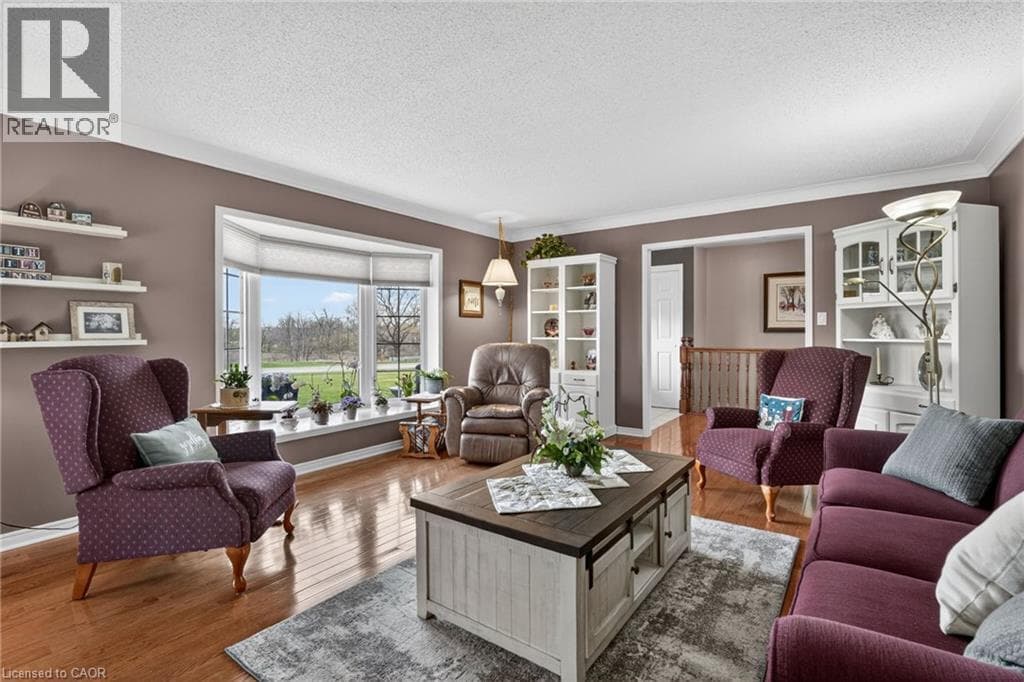 Single Family at 8452 SOUTH CHIPPAWA Road, West Lincoln, Ontario - Photo 9 - RE/MAX Garden City Realty