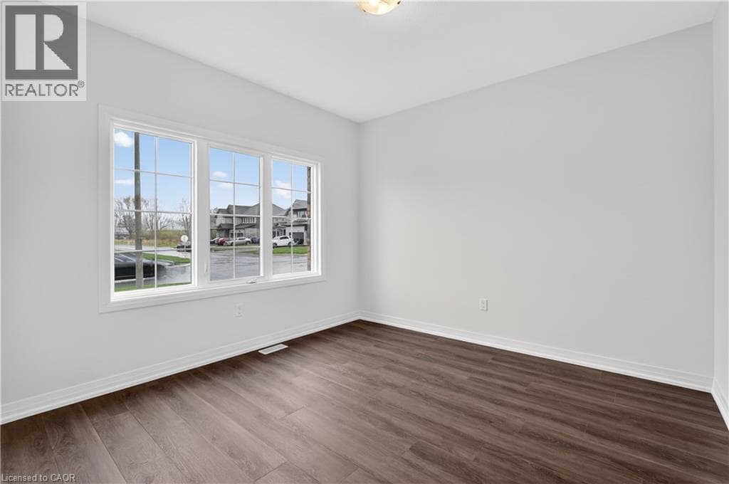 Single Family at 1034 KRAFT Road, Fort Erie, Ontario - Photo 5 - RE/MAX Garden City Realty