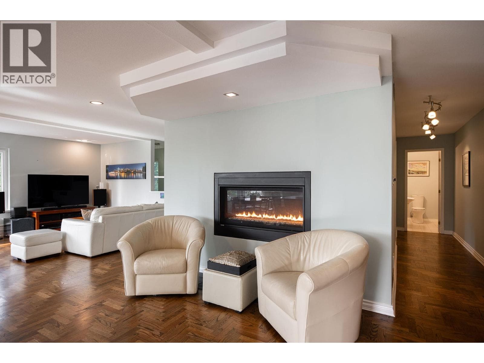 Single Family at 1597 ISLEVIEW Lane, Bowen Island, British Columbia - Photo 9 - RE/MAX Garden City Realty