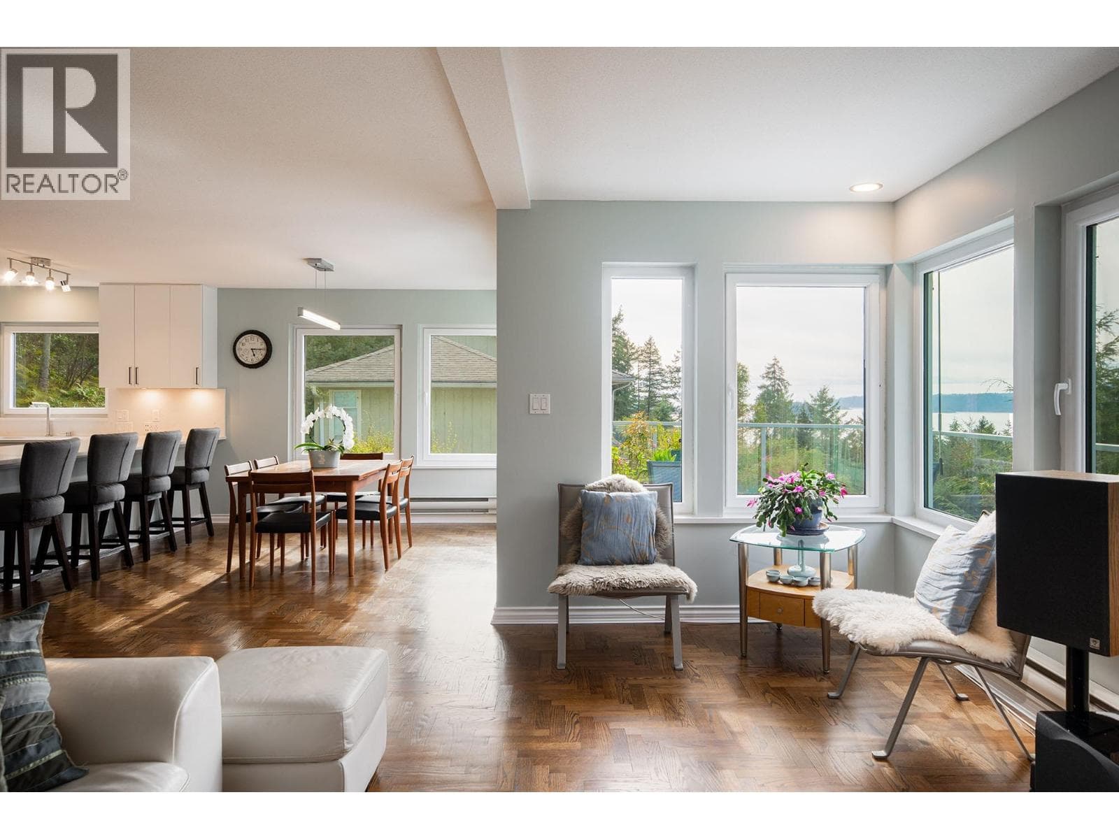 Single Family at 1597 ISLEVIEW Lane, Bowen Island, British Columbia - Photo 2 - RE/MAX Garden City Realty