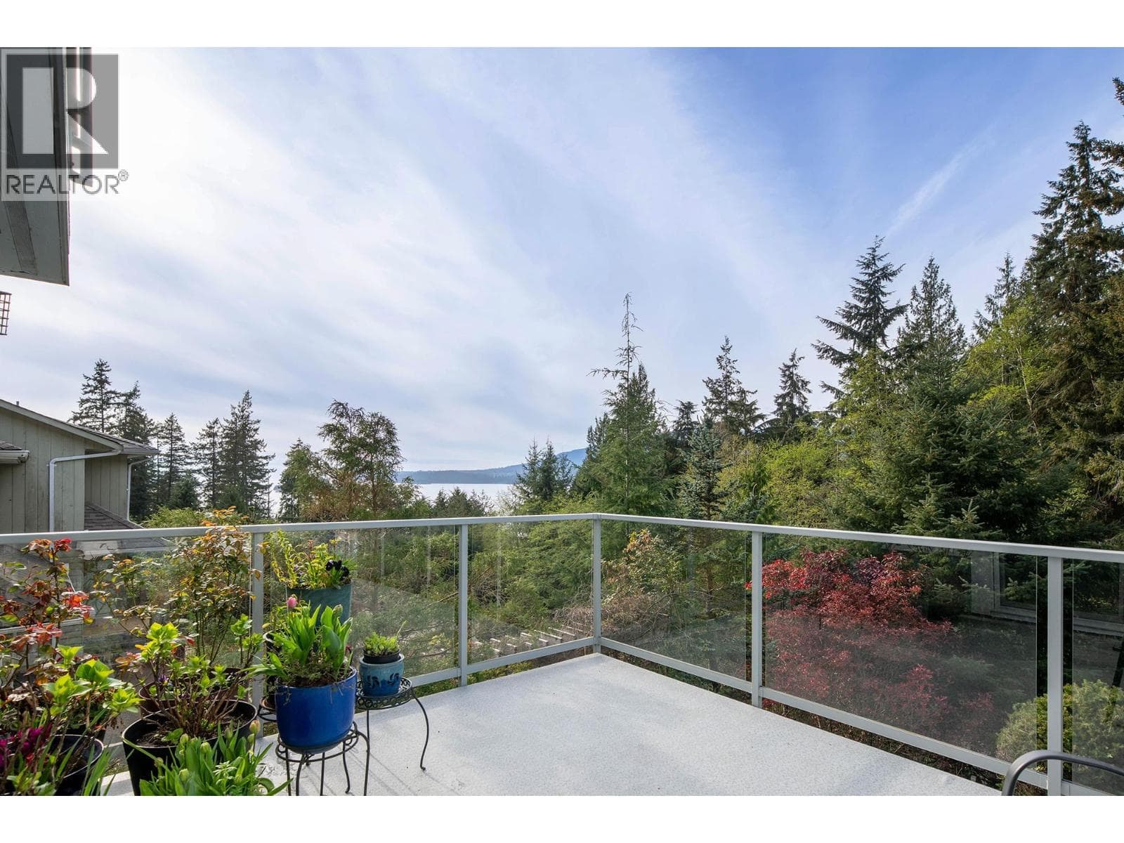 Single Family at 1597 ISLEVIEW Lane, Bowen Island, British Columbia - Photo 5 - RE/MAX Garden City Realty