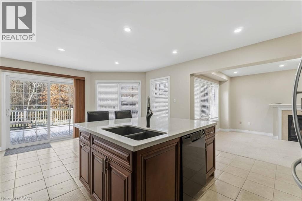 Single Family at 6537 ST MICHAEL Avenue, Niagara Falls, Ontario - Photo 10 - RE/MAX Garden City Realty