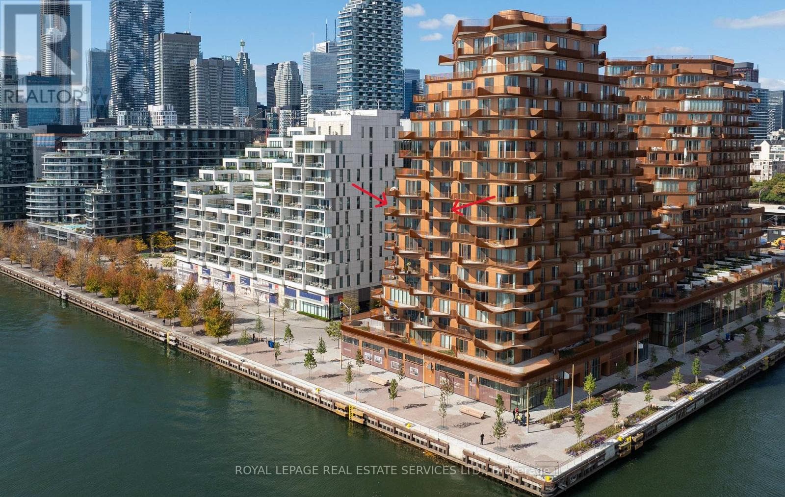 Single Family at 912- 155 Merchants' Wharf, Toronto (Waterfront Communities), Ontario - Photo 2 - RE/MAX Garden City Realty