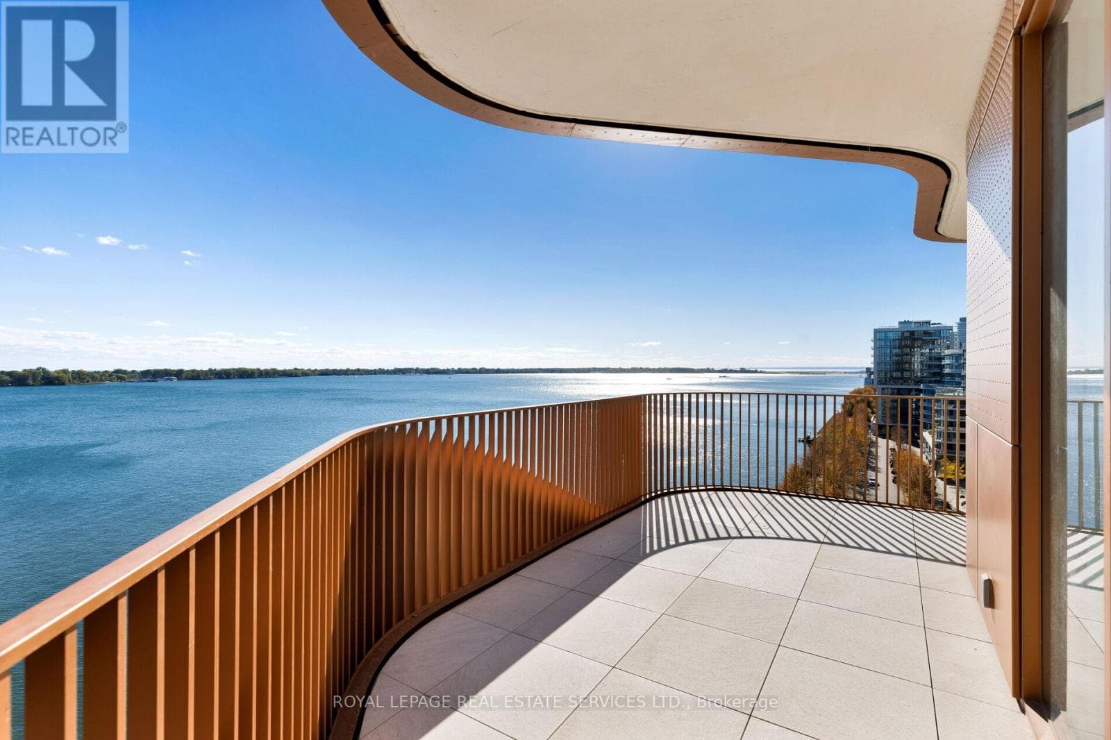 Single Family at 912- 155 Merchants' Wharf, Toronto (Waterfront Communities), Ontario - Photo 9 - RE/MAX Garden City Realty