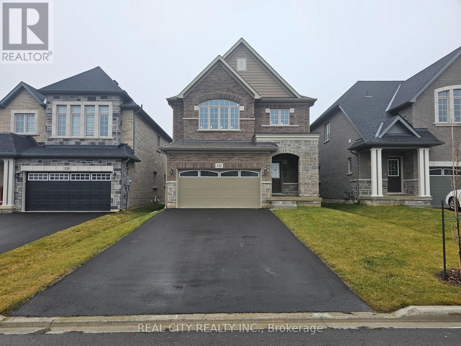 132 Sunset Way