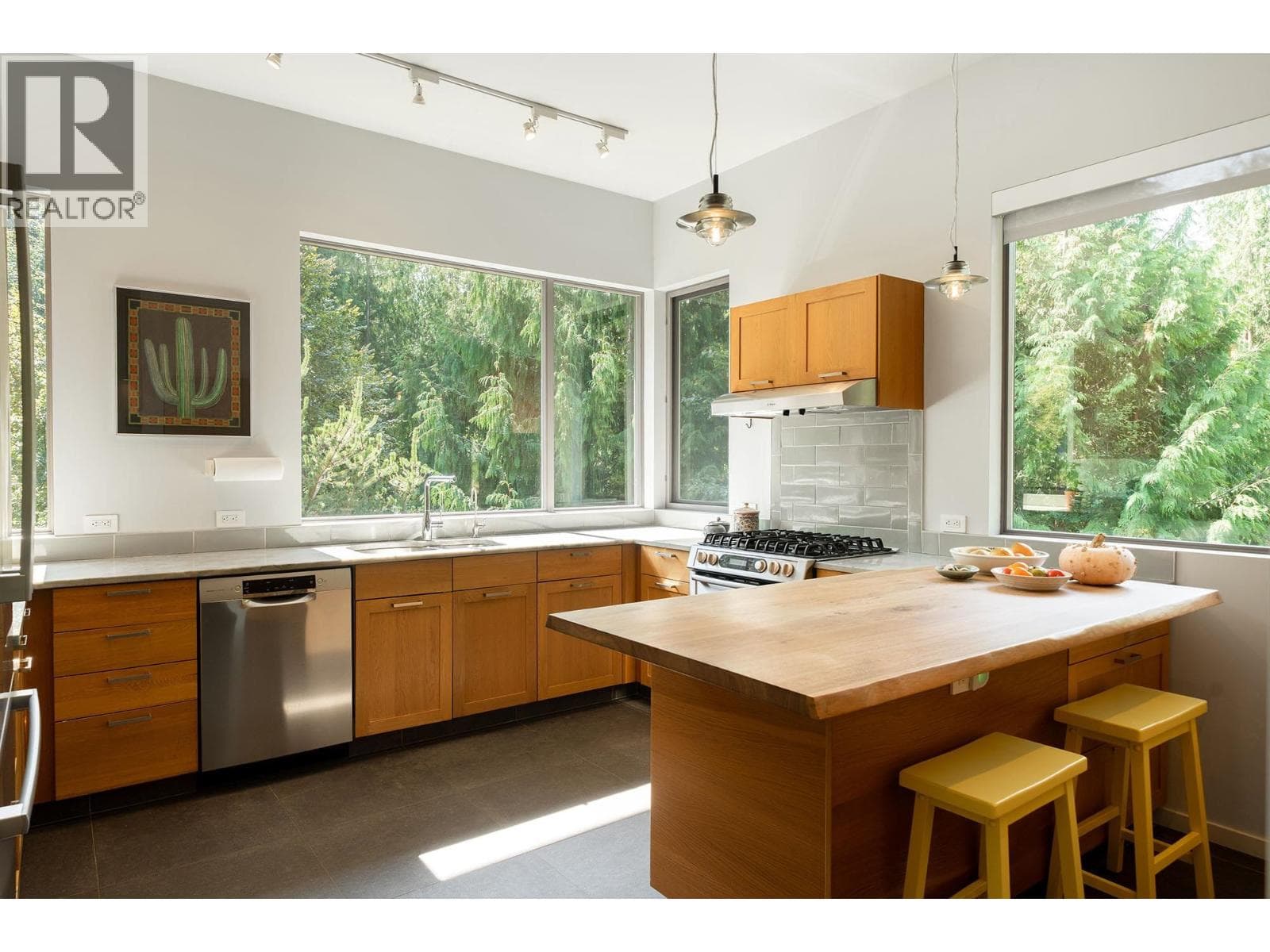 Single Family at 1754 FRANCES Walk, Bowen Island, British Columbia - Photo 8 - RE/MAX Garden City Realty
