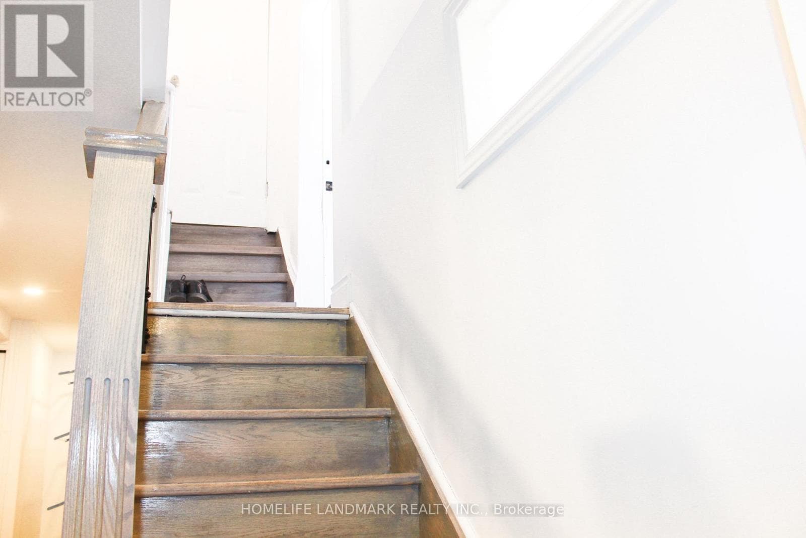 Single Family at 38 Glenvalley Drive, Toronto (Mount Dennis), Ontario - Photo 3 - RE/MAX Garden City Realty