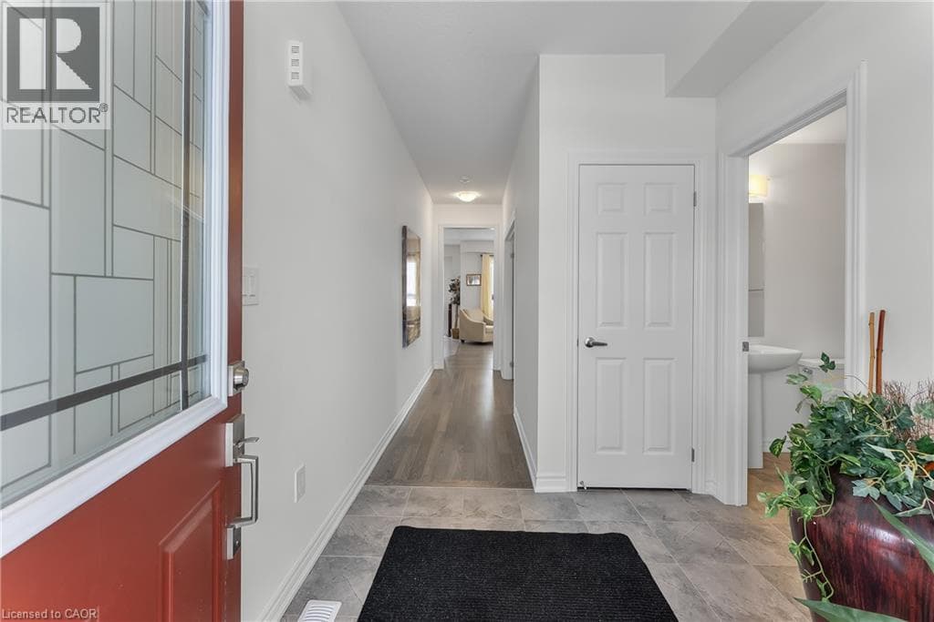 Single Family at 229 VANILLA Trail, Thorold, Ontario - Photo 4 - RE/MAX Garden City Realty