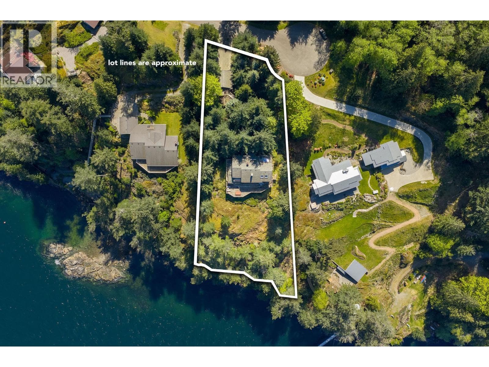 Single Family at 520 SMUGGLERS COVE Road, Bowen Island, British Columbia - Photo 3 - RE/MAX Garden City Realty