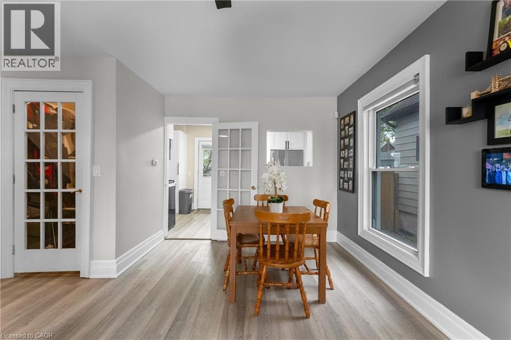Single Family at 4292 FERGUSON Street, Niagara Falls, Ontario - Photo 10 - RE/MAX Garden City Realty