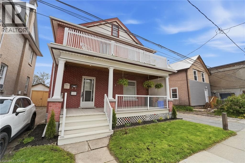 Multi-family at 15 AVENUE Place, Welland, Ontario - Photo 2 - RE/MAX Garden City Realty