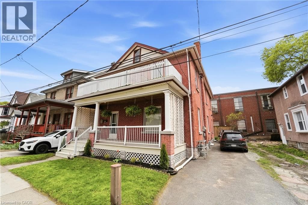 Multi-family at 15 AVENUE Place, Welland, Ontario - Photo 3 - RE/MAX Garden City Realty