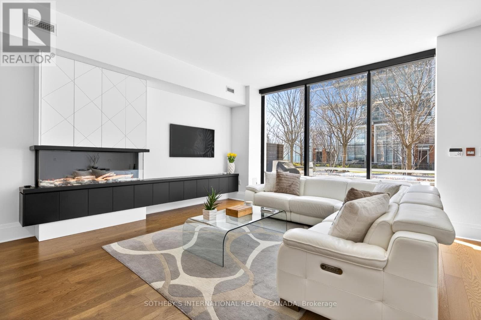 Single Family at Th 115- 29 Queens Quay, Toronto (Waterfront Communities), Ontario - Photo 7 - RE/MAX Garden City Realty