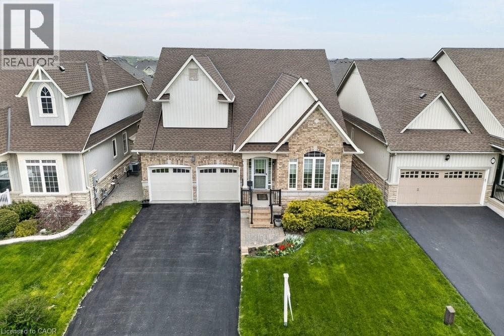 Single Family at 30 GALLOWAY Trail, Welland, Ontario - Photo 2 - RE/MAX Garden City Realty