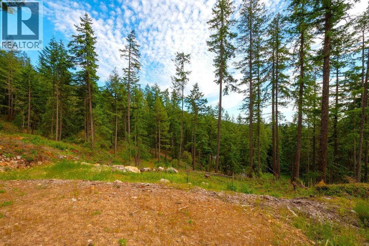 Vacant Land at Lot 7 INNISFREE Lane, Bowen Island, British Columbia - Photo 10 - RE/MAX Garden City Realty