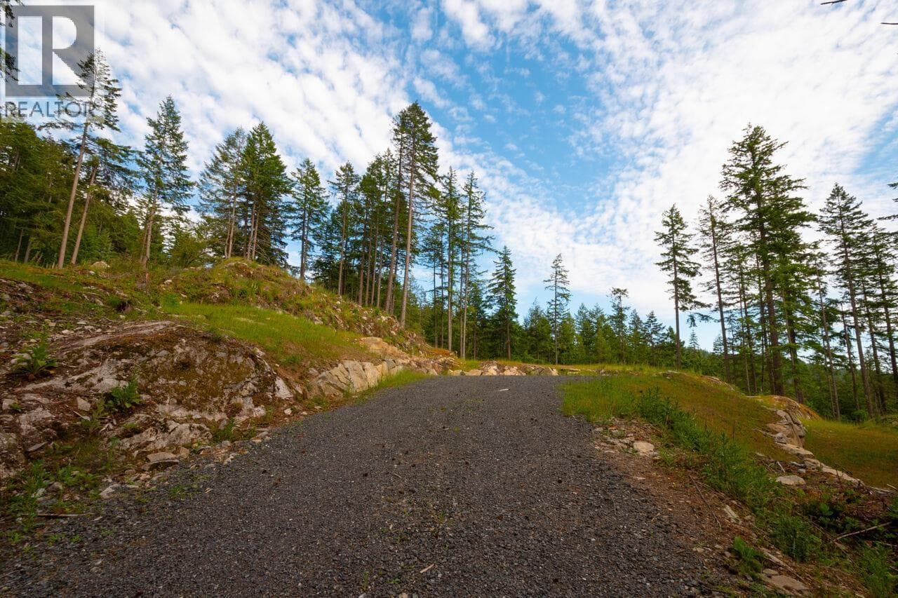 Vacant Land at Lot 7 INNISFREE Lane, Bowen Island, British Columbia - Photo 6 - RE/MAX Garden City Realty