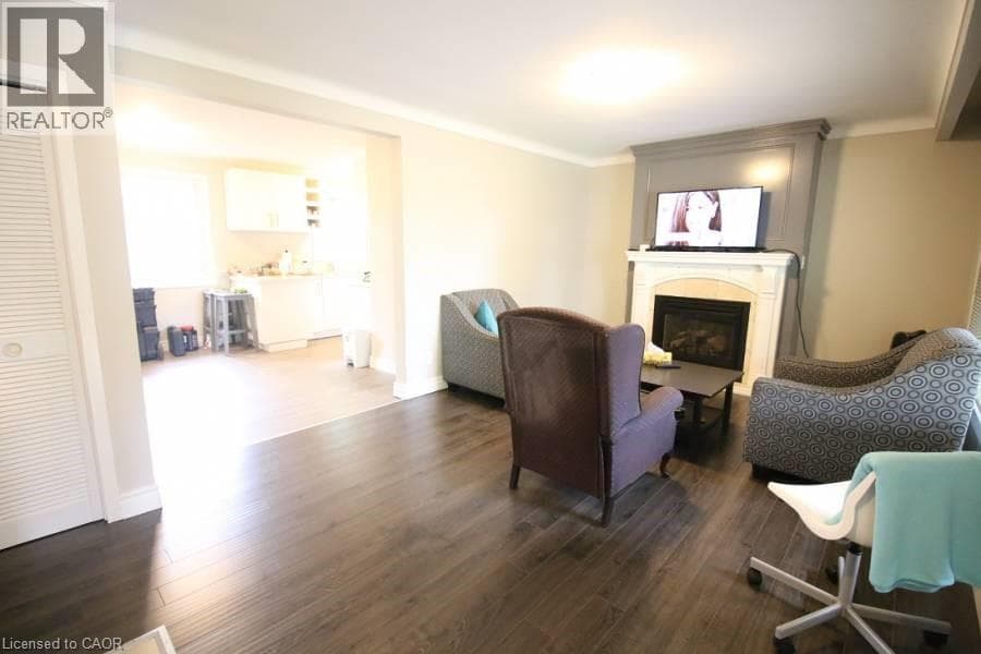 Multi-family at 4 HUDSON Drive, St. Catharines, Ontario - Photo 3 - RE/MAX Garden City Realty