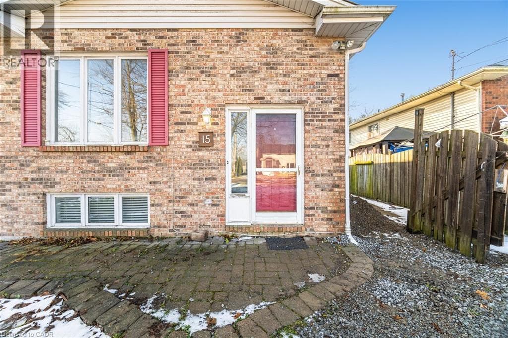 Single Family at 15 MARGARET Street, Thorold, Ontario - Photo 6 - RE/MAX Garden City Realty