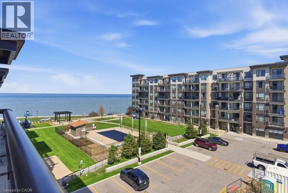406- 40 ESPLANADE Lane