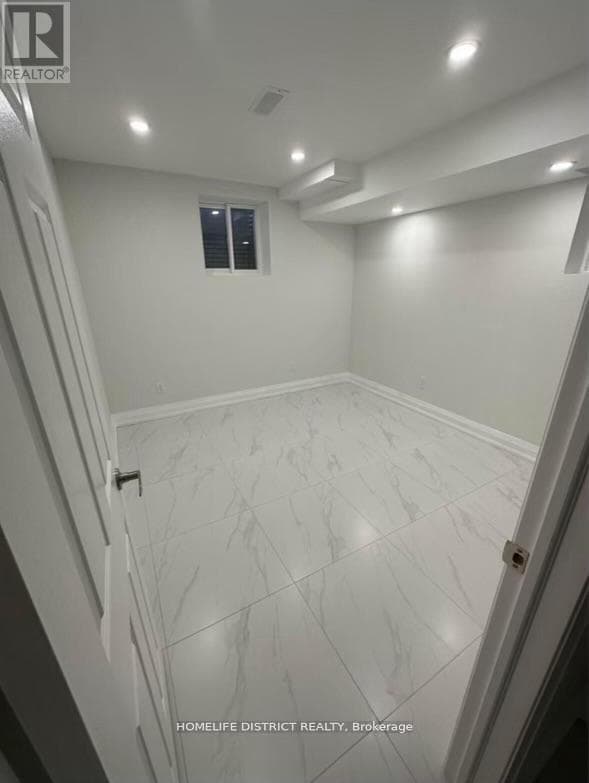 Single Family at 51 Sharpe Crescent, New Tecumseth (Tottenham), Ontario - Photo 7 - RE/MAX Garden City Realty