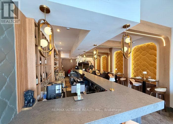 Business at 501 College Street, Toronto (Trinity-Bellwoods), Ontario - Photo 4 - RE/MAX Garden City Realty