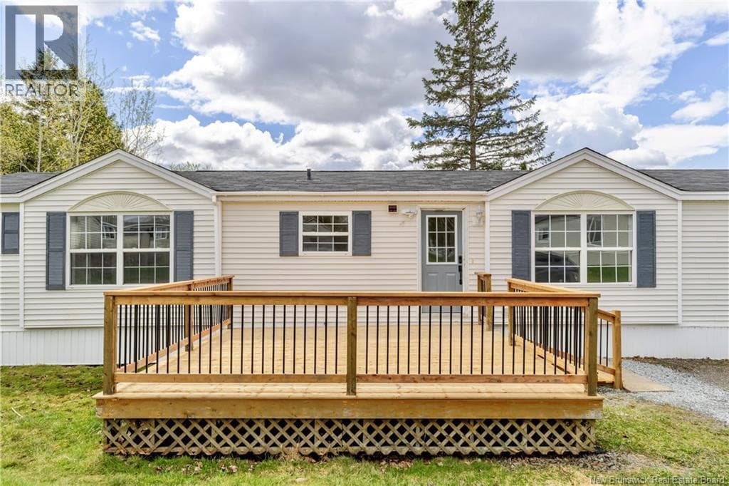 Single Family at , Lincoln, New Brunswick - Photo 3 - RE/MAX Garden City Realty