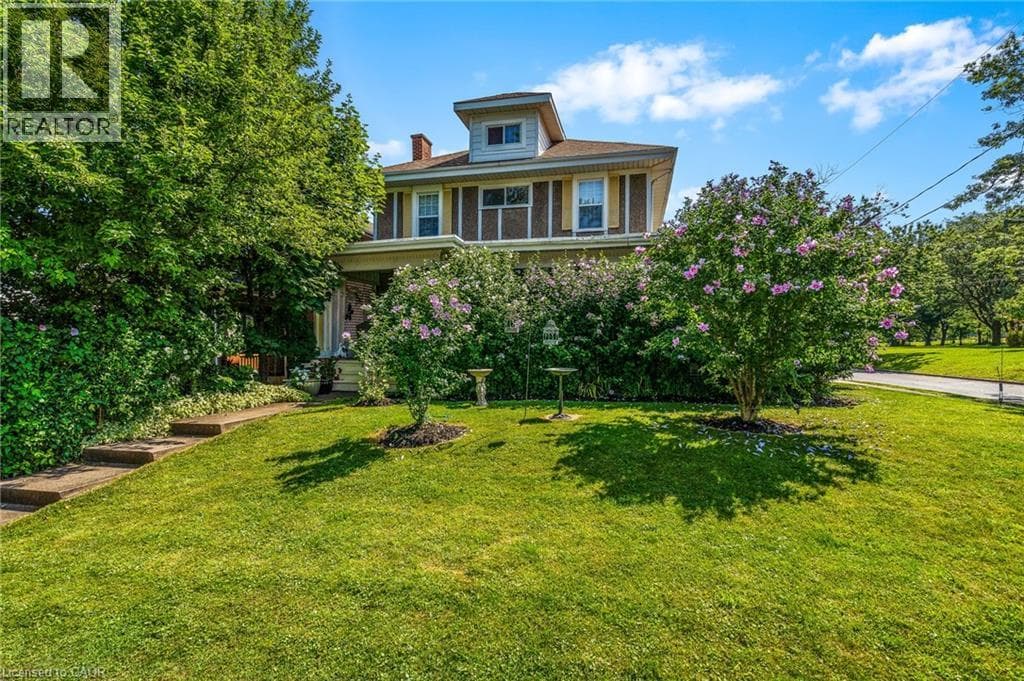 Single Family at 2 CARLETON Street, Thorold, Ontario - Photo 3 - RE/MAX Garden City Realty