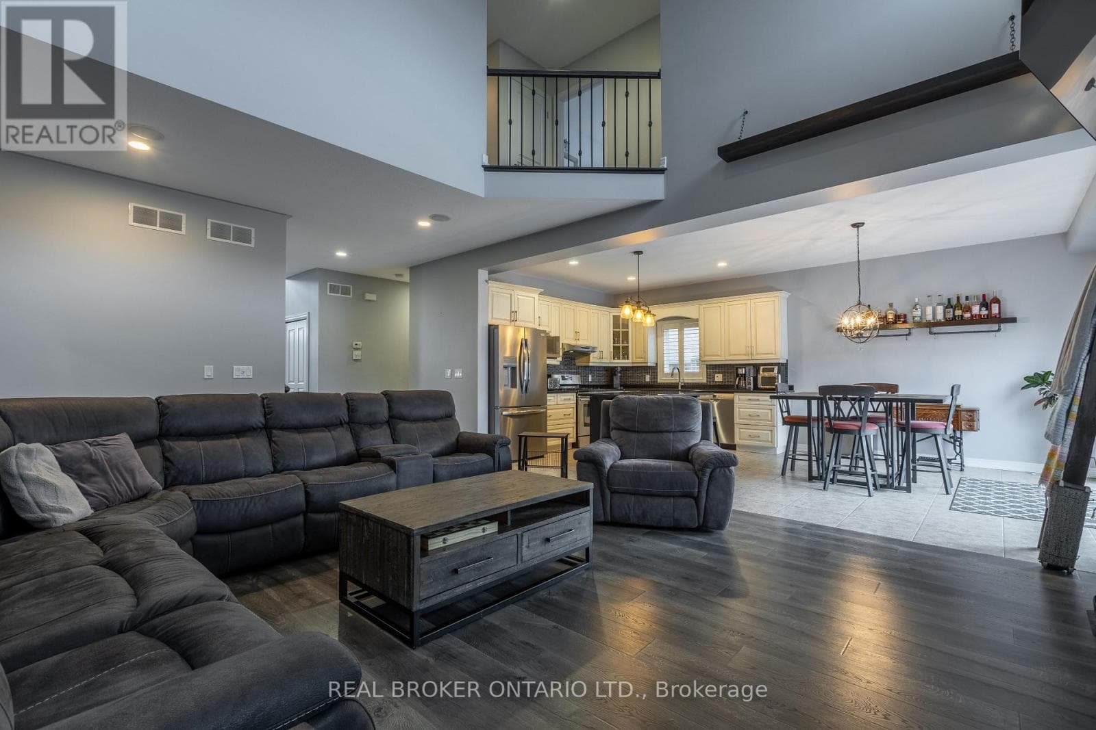 Single Family at 50 Gaiser Road, Welland (Coyle Creek), Ontario - Photo 9 - RE/MAX Garden City Realty