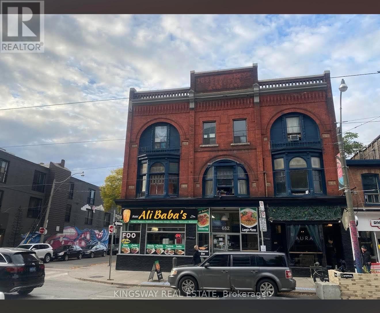 682 Queen Street
