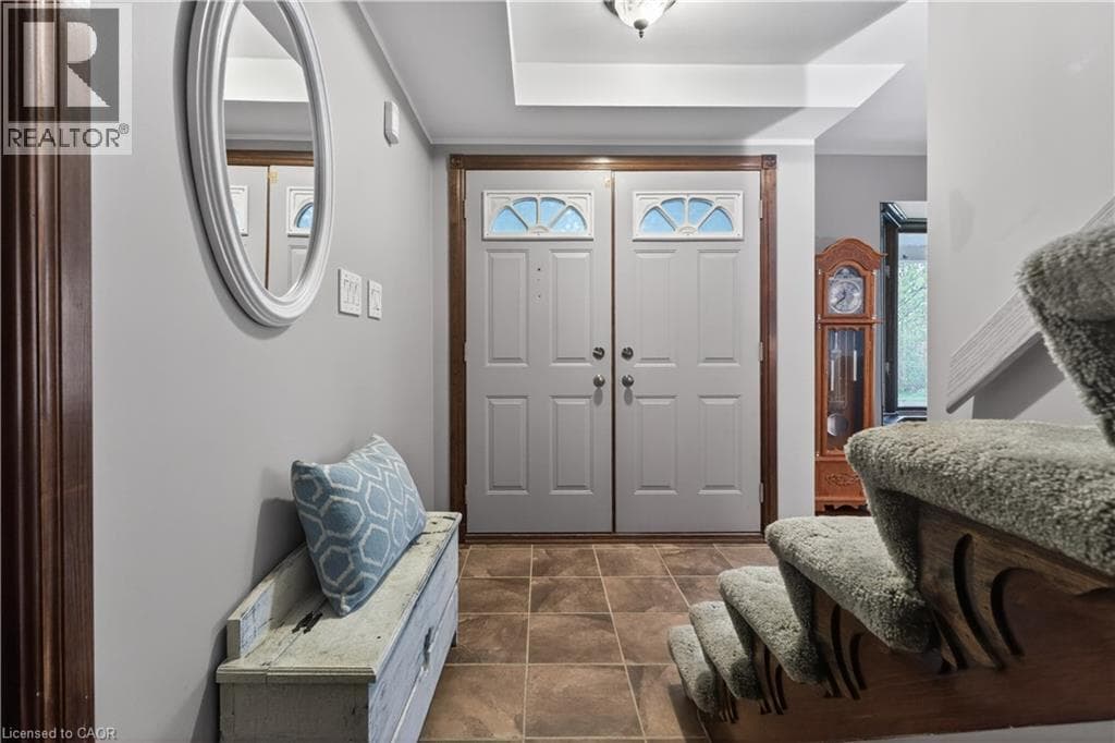 Single Family at 246 COURTWRIGHT Street, Fort Erie, Ontario - Photo 6 - RE/MAX Garden City Realty