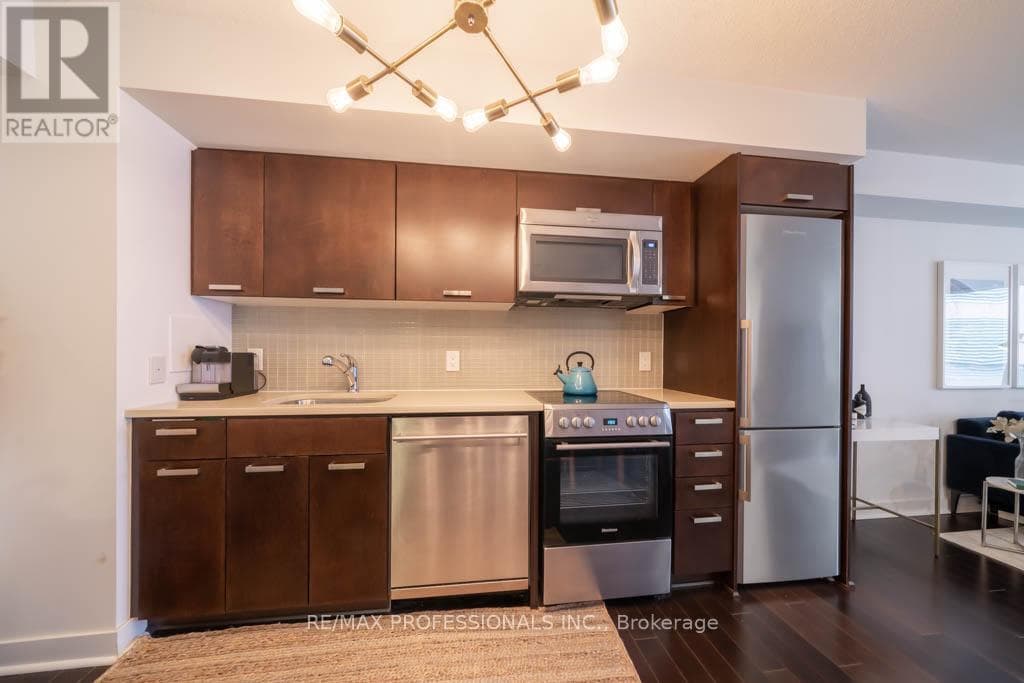 Single Family at 415- 295 Adelaide Street, Toronto (Waterfront Communities), Ontario - Photo 10 - RE/MAX Garden City Realty