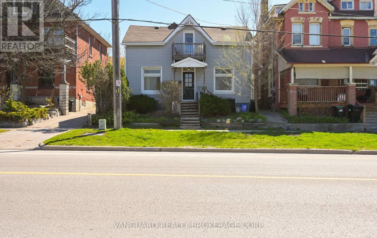 103 Mulcaster Street