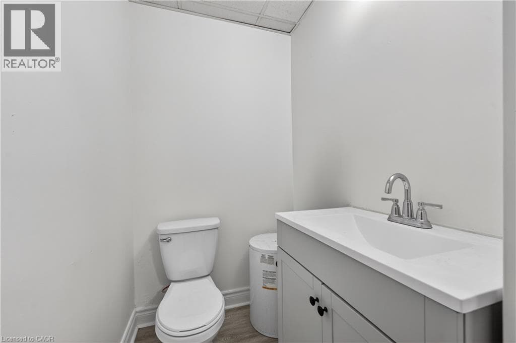 Office at 1- 14 ONTARIO Street, Grimsby, Ontario - Photo 7 - RE/MAX Garden City Realty