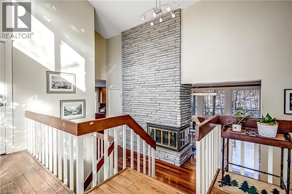 Single Family at 59 PARK Road, Grimsby, Ontario - Photo 6 - RE/MAX Garden City Realty