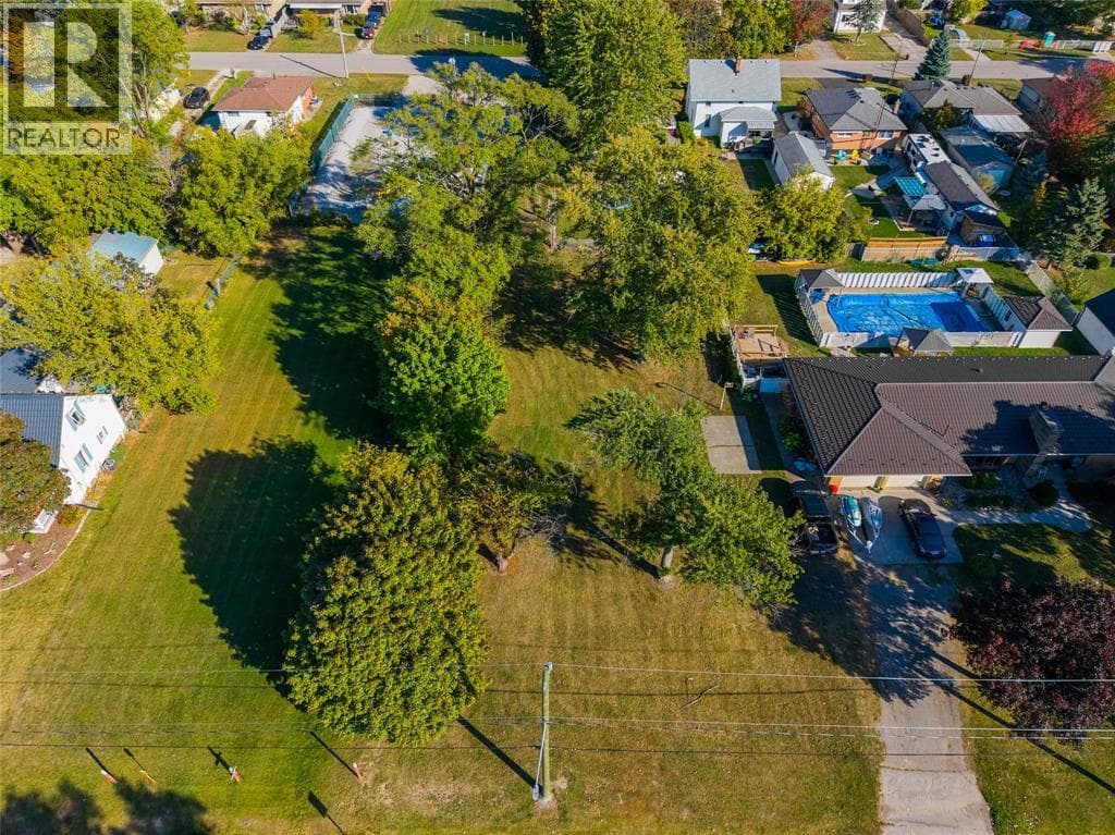 Vacant Land at 2002 ST. CLAIR Parkway, Sarnia, Ontario - Photo 7 - RE/MAX Garden City Realty