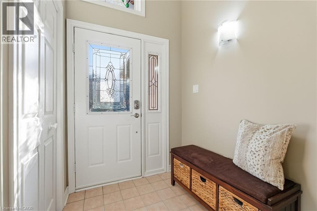 Single Family at 13 COLONIAL Crescent, Grimsby, Ontario - Photo 3 - RE/MAX Garden City Realty