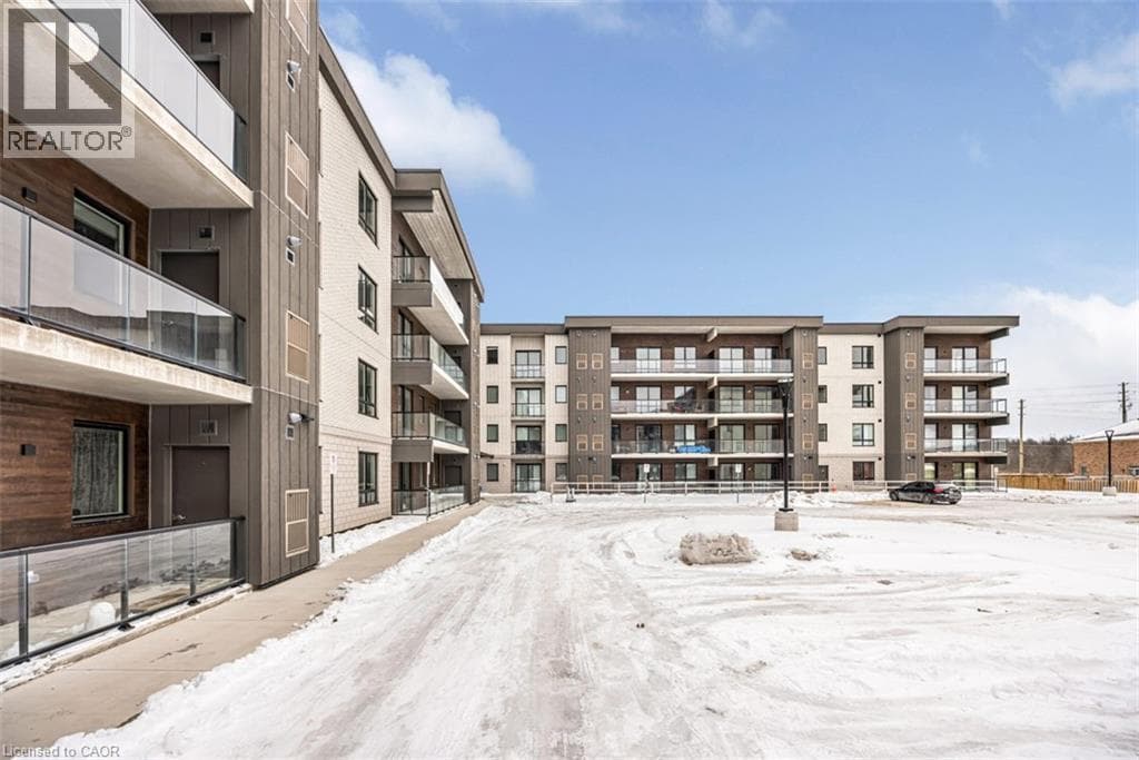 Single Family at 301- 7549 KALAR Road, Niagara Falls, Ontario - Photo 3 - RE/MAX Garden City Realty