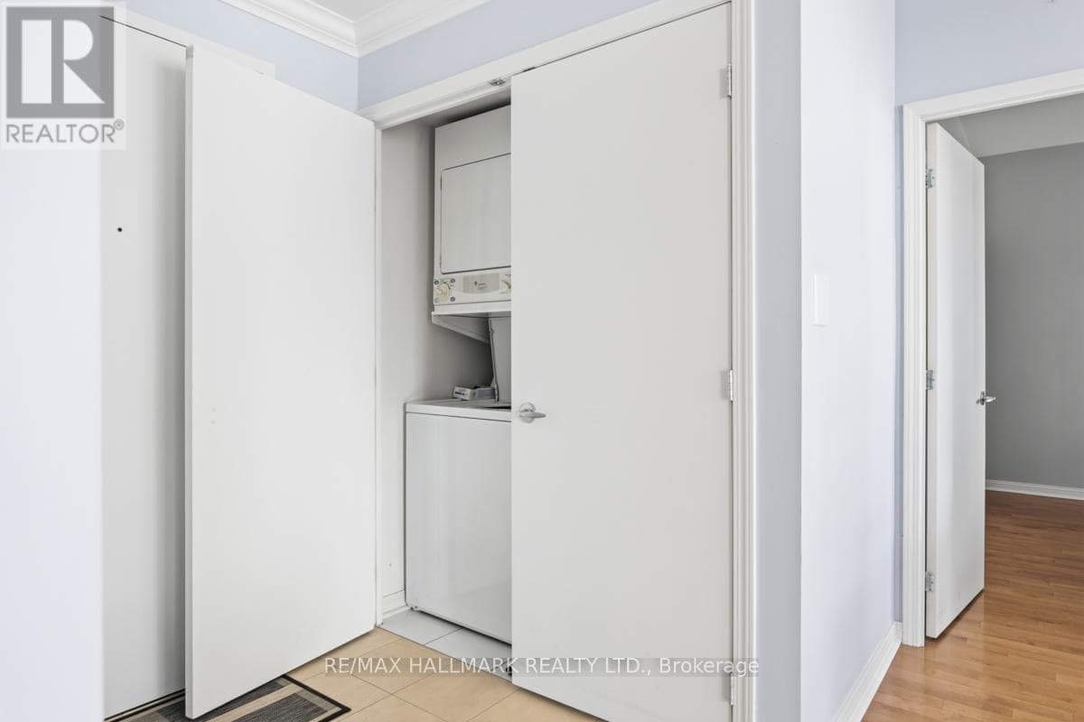Single Family at 2707- 228 Queens Quay, Toronto (Waterfront Communities), Ontario - Photo 5 - RE/MAX Garden City Realty