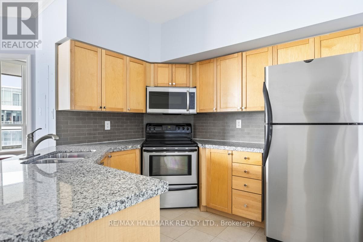 Single Family at 2707- 228 Queens Quay, Toronto (Waterfront Communities), Ontario - Photo 7 - RE/MAX Garden City Realty