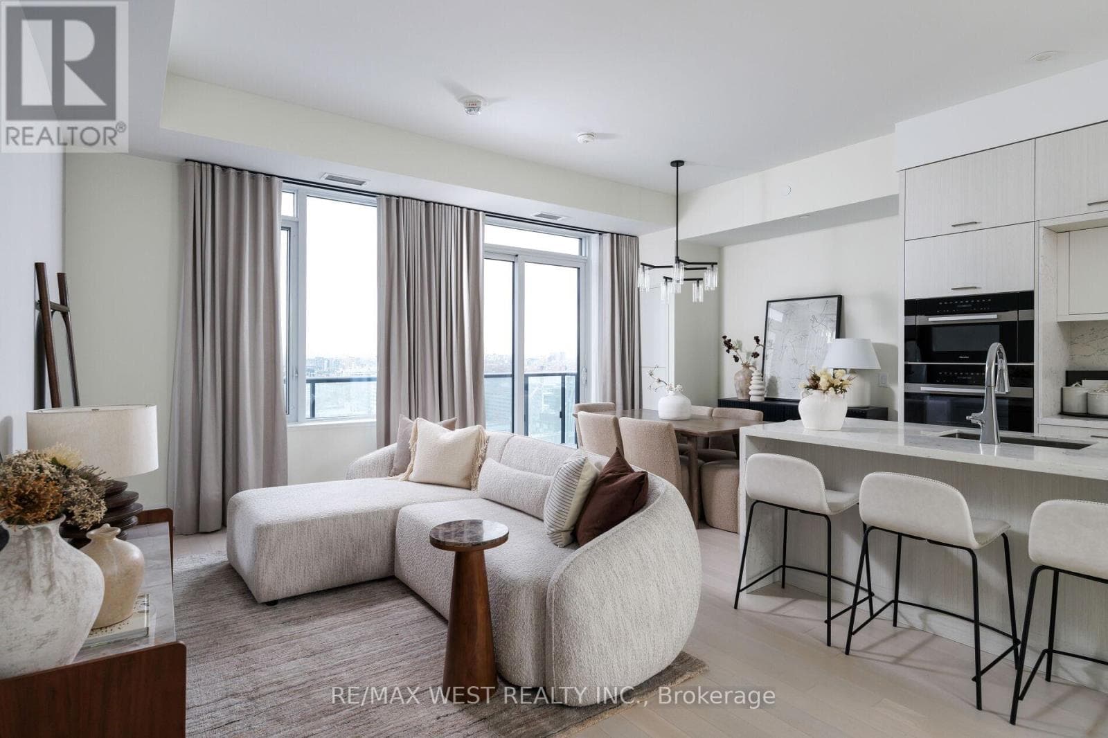 Single Family at GPH2- 480 Front Street, Toronto (Waterfront Communities), Ontario - Photo 6 - RE/MAX Garden City Realty