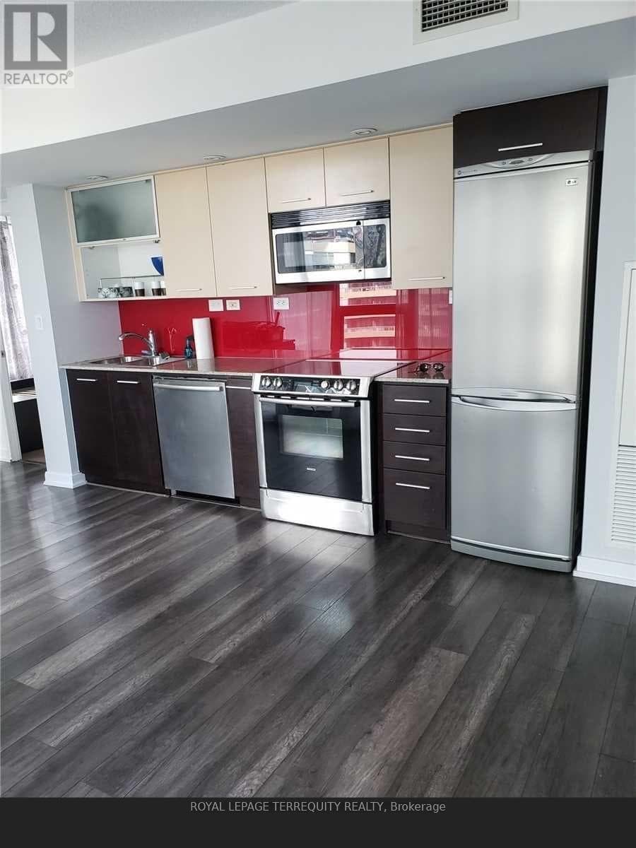 Single Family at 1009- 8 Telegram Mews, Toronto (Waterfront Communities), Ontario - Photo 5 - RE/MAX Garden City Realty