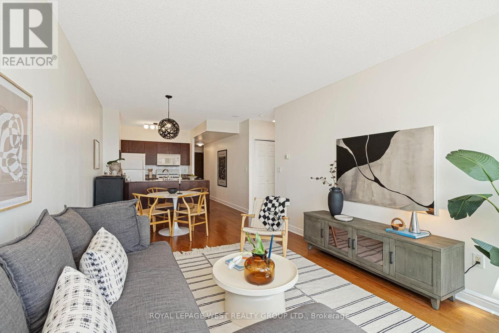 Single Family at #1510- 35 Mariner Terrace, Toronto (Waterfront Communities), Ontario - Photo 3 - RE/MAX Garden City Realty