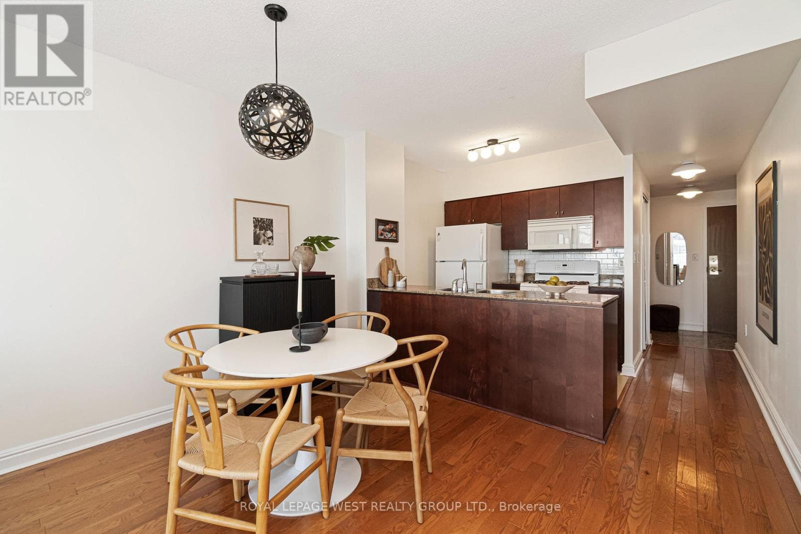 Single Family at #1510- 35 Mariner Terrace, Toronto (Waterfront Communities), Ontario - Photo 8 - RE/MAX Garden City Realty