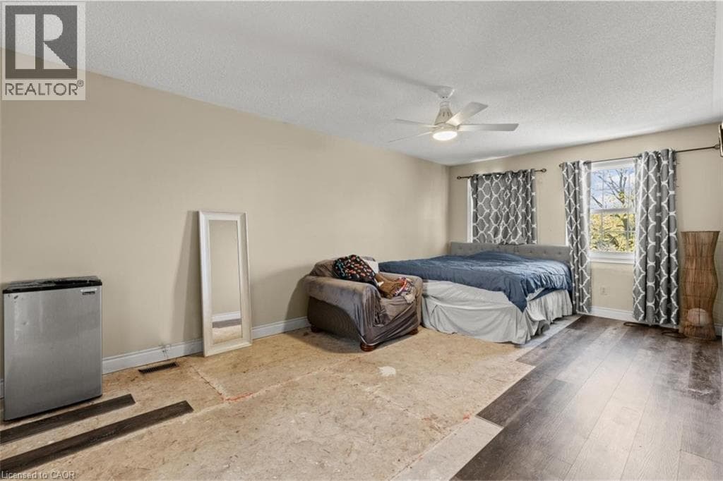 Single Family at 1169 VANSICKLE Road, St. Catharines, Ontario - Photo 10 - RE/MAX Garden City Realty